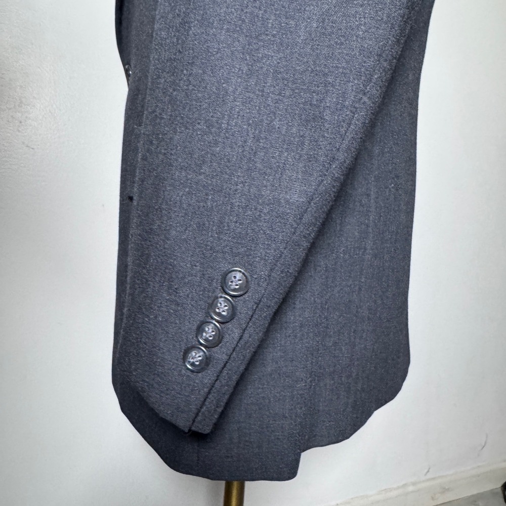 Hart Schaffner & Marx Suit Mens 42S W34 Charcoal Grey Solid Two Button Wool - Picture 2 of 5